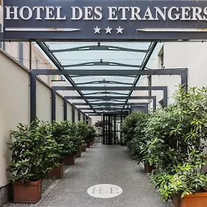 Des Etrangers 3*, Mailand Italien